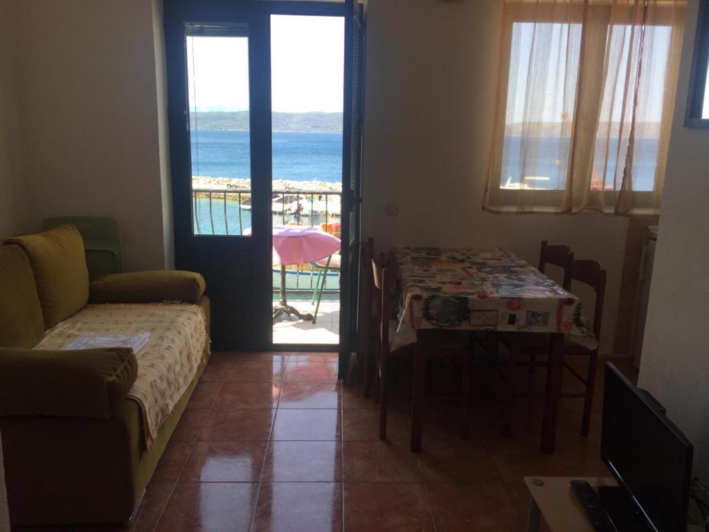 Lile Apartment